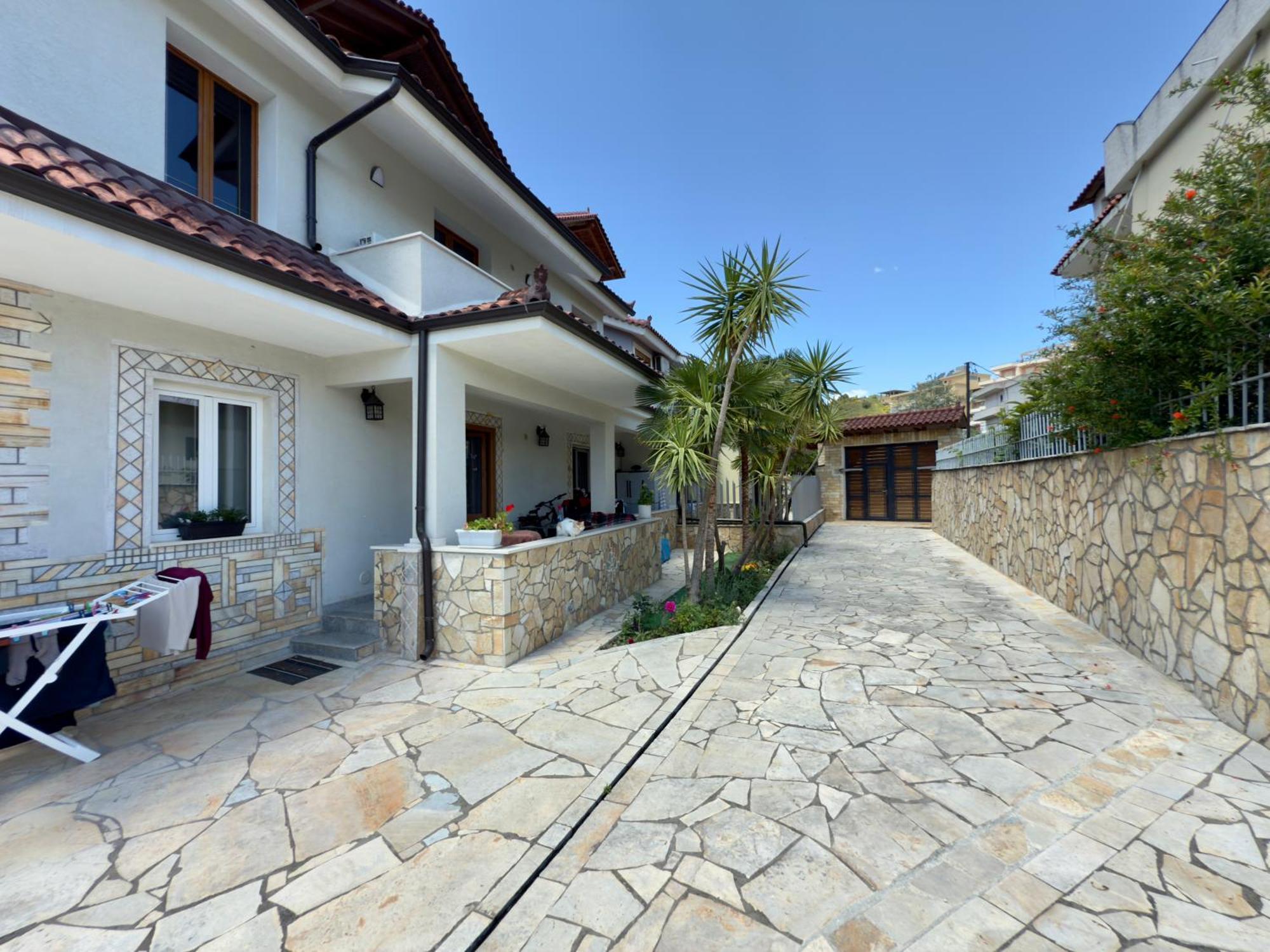 Villa Ida Apartments Влёра Экстерьер фото