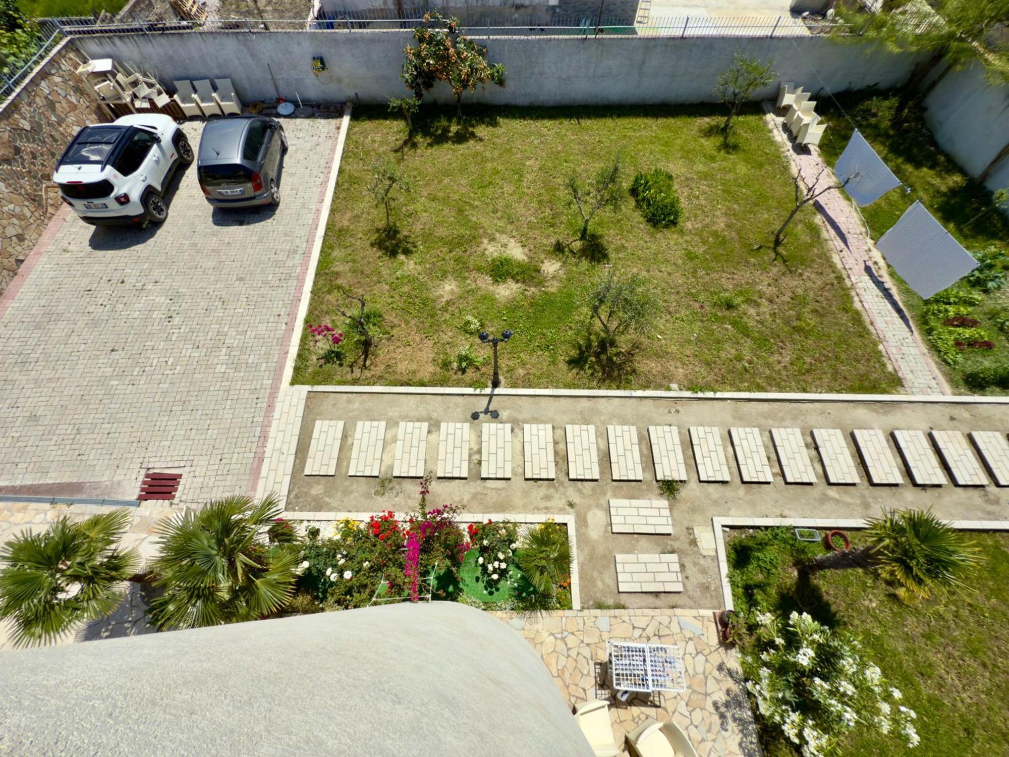 Villa Ida Apartments Влёра Номер фото